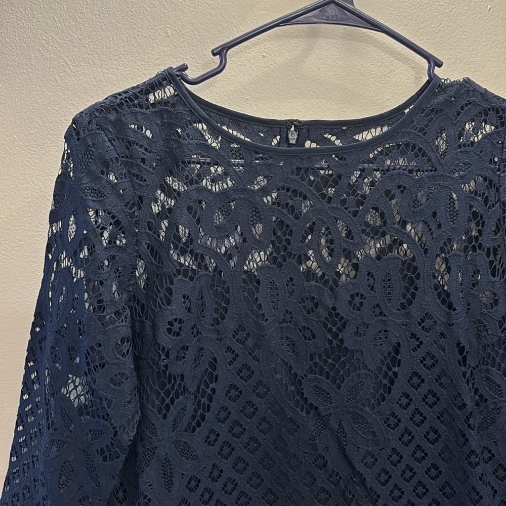 LOFT Lace Dress - Picture 2 of 4